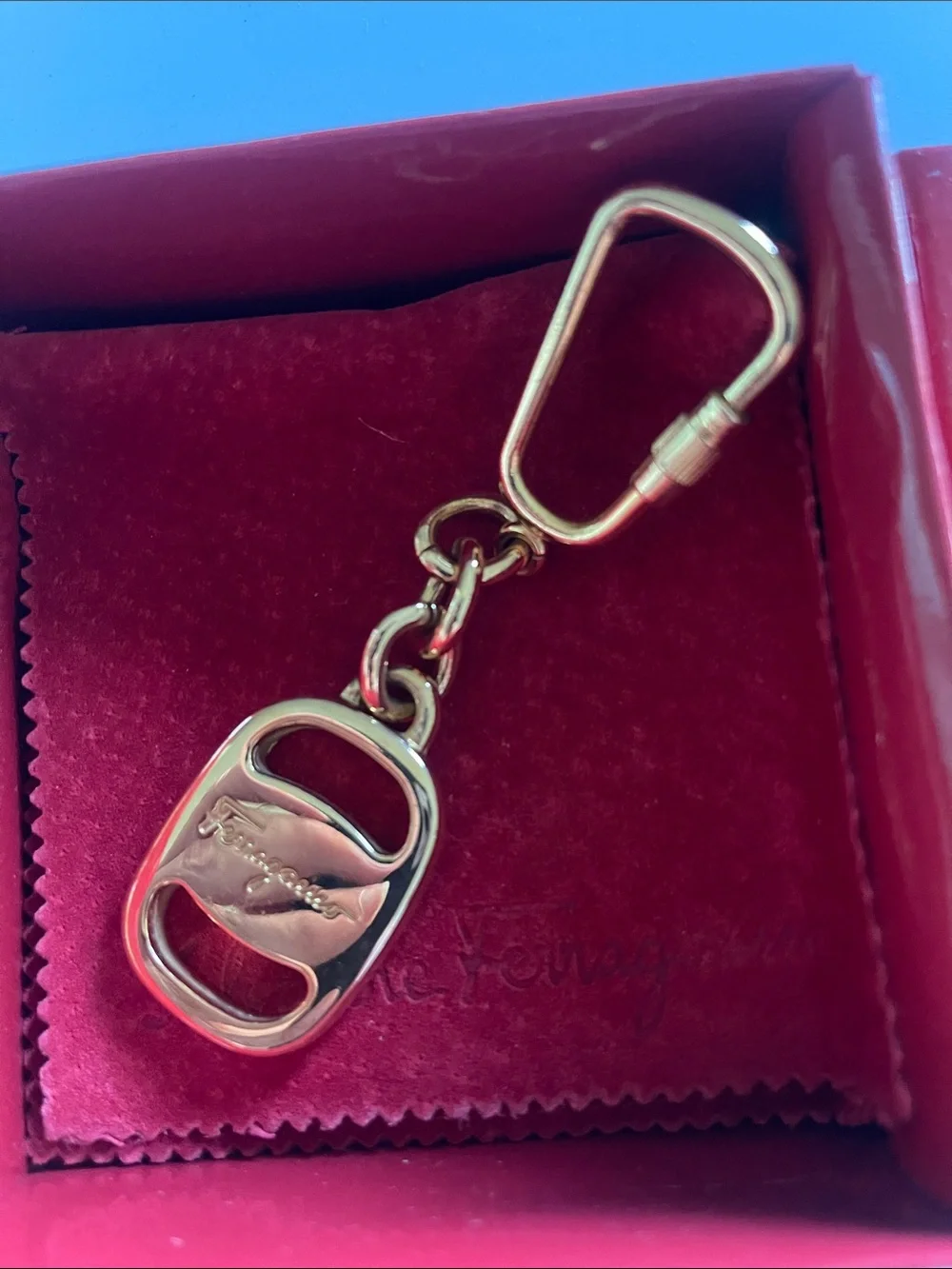 New in box Salvatore Ferragamo Gold-tone Key & Card Holder Charm